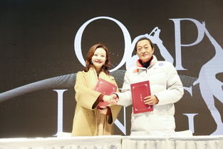 北京首家冰上演藝中心“萬域芳菲”開業(yè) 培訓(xùn)與演藝接軌國際化，打造首都冰雪文化新地標(biāo)